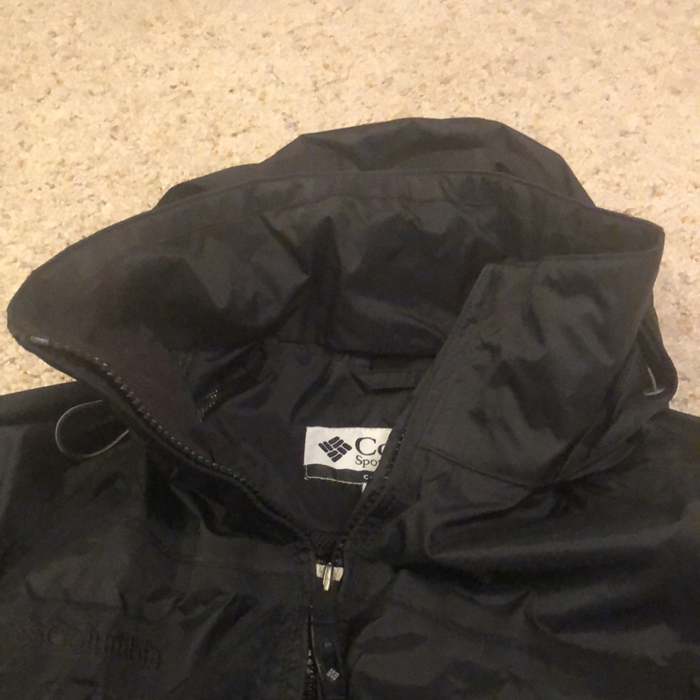 Colombia Women’s Omni-Tech Windbreaker Waterproof Jacket (M) - Picture 6 of 12